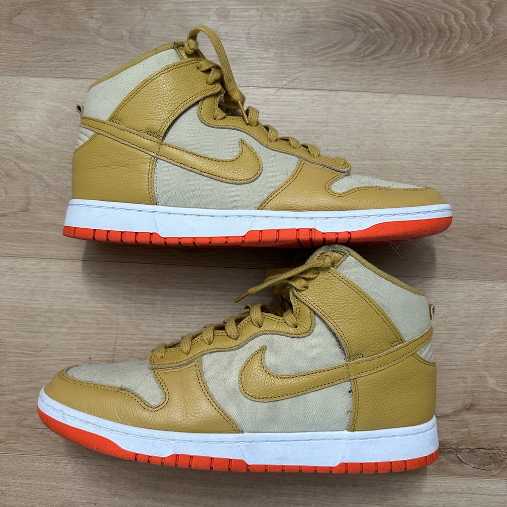 Nike Dunk High Top